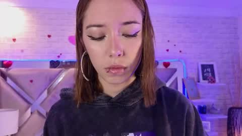 Harper online show from April 10, 8:15 pm