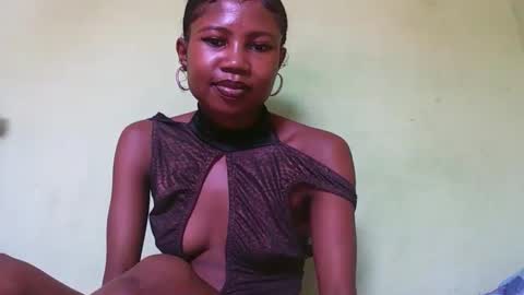 hasleyinah online show from April 13, 11:44 am