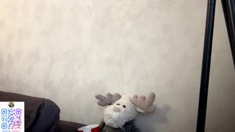 Mona online show from November 19, 12:05 pm