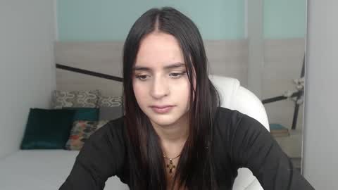 Heidy  online show from February 8, 8:21 pm