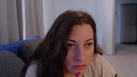 helen_adams_ online show from July 7, 6:05 am