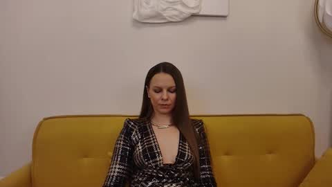 Helen online show from November 24, 2:08 pm