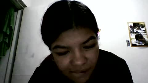 helenoliveira76340912 online show from August 4, 4:51 am