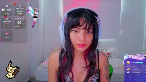 Helia Transfem and Amy online show from March 5, 7:09 pm