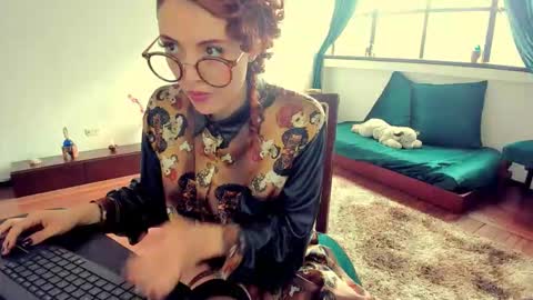 Heliconia online show from February 10, 8:12 pm