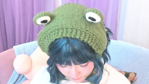 Snapshot of hell_fairy chatting on October 18, 6:05 am Laura online show from October 18, 6:05 am
