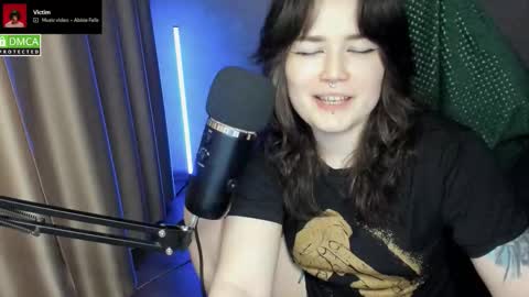 Red online show from March 16, 8:35 pm