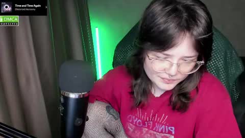 Red online show from July 7, 5:59 pm