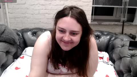 Hellen online show from May 25, 7:24 pm