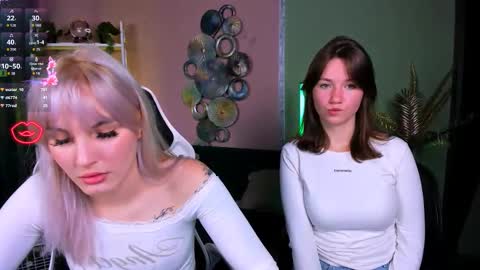 Snapshot of helli_belli chatting on October 18, 7:26 pm Helli online show from October 18, 7:26 pm