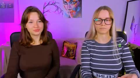 Snapshot of helli_belli chatting on October 8, 7:51 pm Helli online show from October 8, 7:51 pm