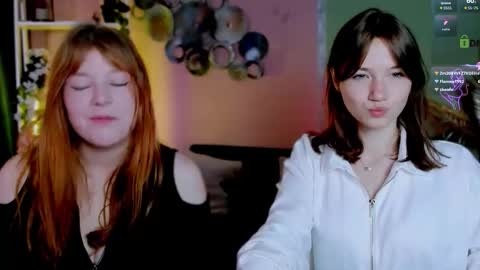Snapshot of helli_belli chatting on September 12, 7:54 pm Helli online show from September 12, 7:54 pm