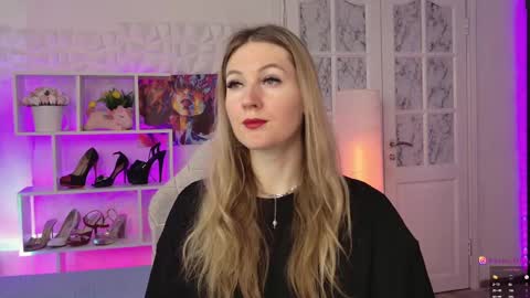 Alisia  Monday to Friday from 10 am to 4 pm GMT 2 online show from March 10, 8:06 am