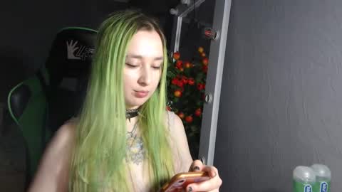 Snapshot of hentaishiing chatting on December 14, 3:15 pm Hentaishiing online show from December 14, 3:15 pm