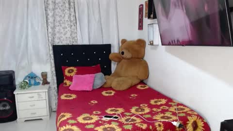 Alana online show from September 18, 2:21 am