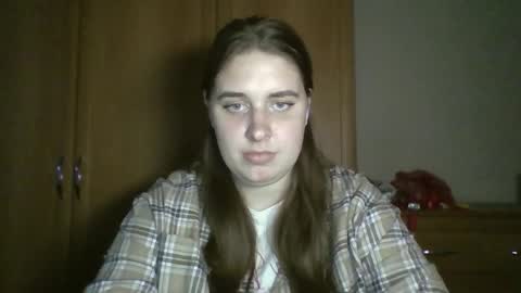 Snapshot of hess_luna_ chatting on September 24, 3:33 pm hess_luna_ online show from September 24, 3:33 pm