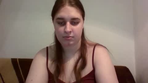 Snapshot of hess_luna_ chatting on October 1, 10:53 am hess_luna_ online show from October 1, 10:53 am