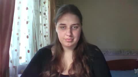 Snapshot of hess_luna_ chatting on September 23, 9:18 am hess_luna_ online show from September 23, 9:18 am