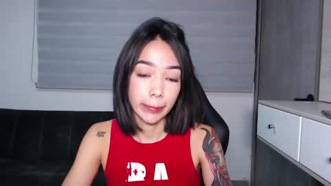Laura online show from June 11, 3:14 am