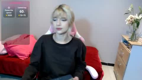 hi_scarlett online show from January 20, 11:35 am