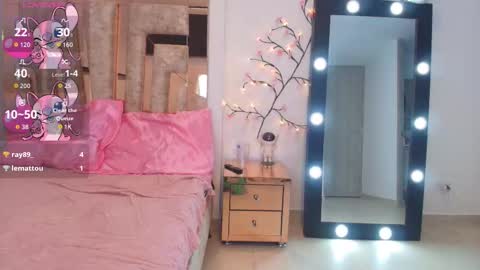 LUNA new account  FOLLOW ME online show from December 3, 12:13 am