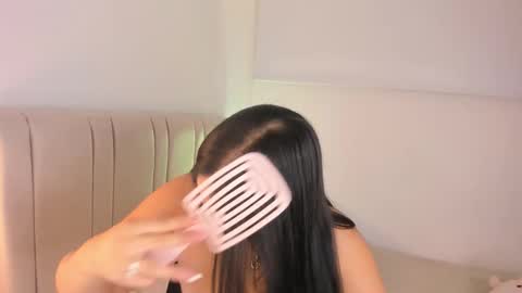 Hila online show from September 30, 2:06 am