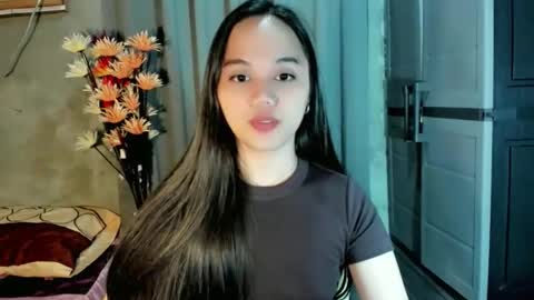 hilarymolly online show from March 1, 3:28 am