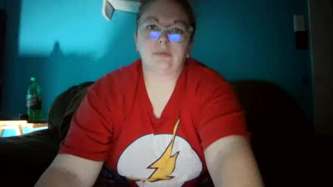 Snapshot of hippihope420 chatting on September 20, 9:51 am Bella online show from September 20, 9:51 am