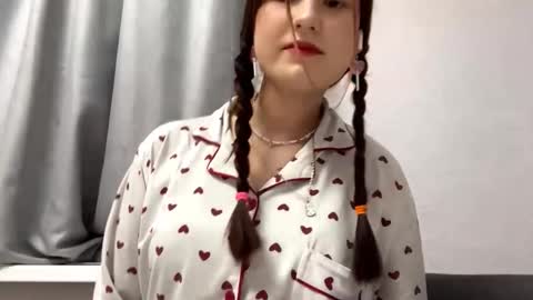 Snapshot of hirokobab chatting on October 15, 3:14 pm Viola online show from October 15, 3:14 pm