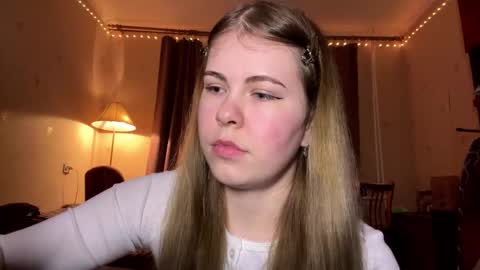 I am Amy ntmu Lets hit 10 Thumbs Up together online show from February 20, 4:30 pm