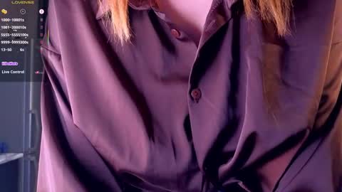 Ella online show from October 11, 6:54 pm