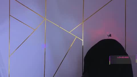 holly online show from November 6, 1:39 pm