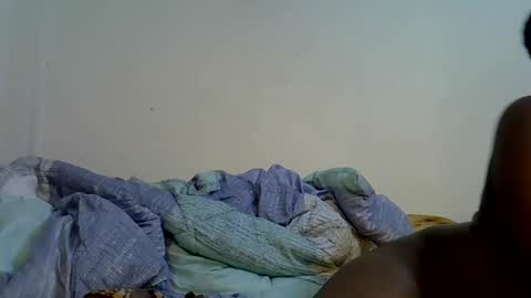 holy_ebony online show from March 16, 3:09 am