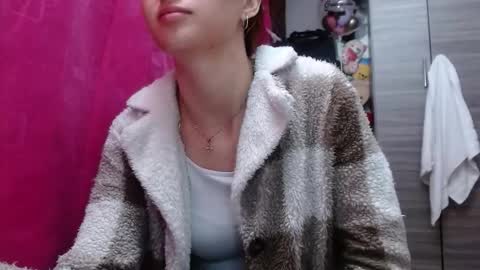 Juli online show from March 1, 4:23 am