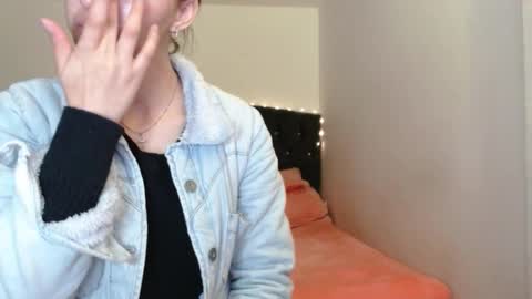 Juli online show from March 26, 5:31 am