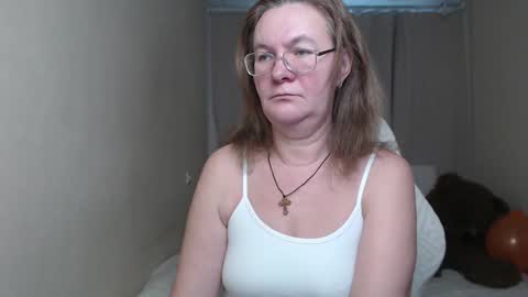 holymilfa online show from February 20, 1:23 pm