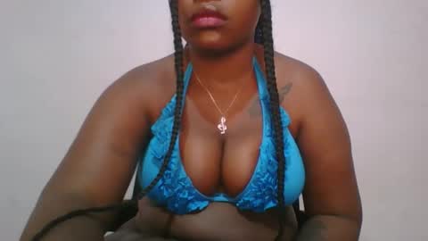 honey_beb online show from October 16, 7:00 am