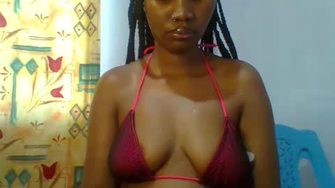 honey_beb online show from May 16, 10:47 am