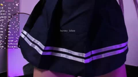  Hi Im  Annie  vic   Your dreams came true  online show from March 7, 12:17 am