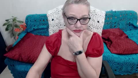 Honey Lady online show from February 15, 9:05 am