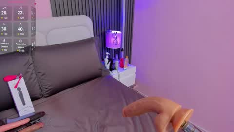 honey_sofii_ online show from February 28, 12:04 pm