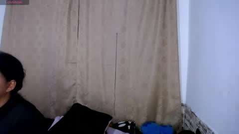 honeypussy3021 online show from April 19, 7:52 am