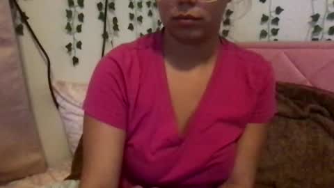 honeyyy89 online show from April 2, 2:36 pm