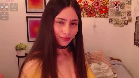 Snapshot of honeyypeaach chatting on September 29, 7:08 pm    online show from September 29, 7:08 pm