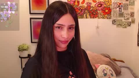 Snapshot of honeyypeaach chatting on September 26, 10:51 pm    online show from September 26, 10:51 pm