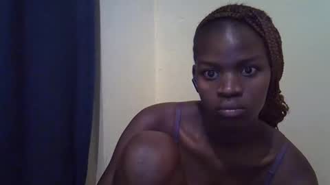 Snapshot of hope_terry chatting on March 1, 2:59 am hope_terry online show from March 1, 2:59 am