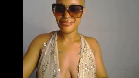 horny_ebonygirl_ online show from February 4, 3:15 pm