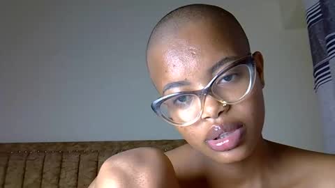 horny_sexy_baby online show from December 2, 11:07 pm