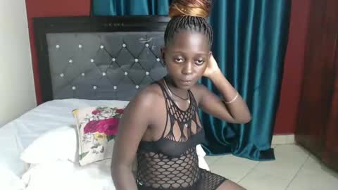 Bella online show from December 21, 7:16 pm