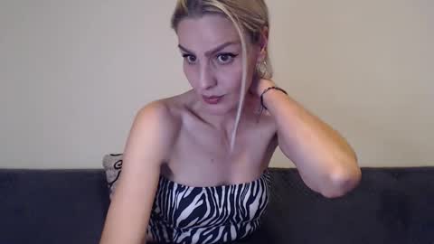 AshlineKatte online show from November 3, 6:12 pm